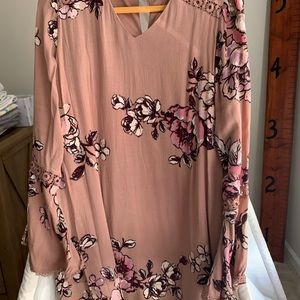 Mauve floral dress with billow sleeves